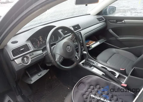 2015 Volkswagen Passat 1.8T Se from USA, damaged, VIN 1VWBT7A39FC017773